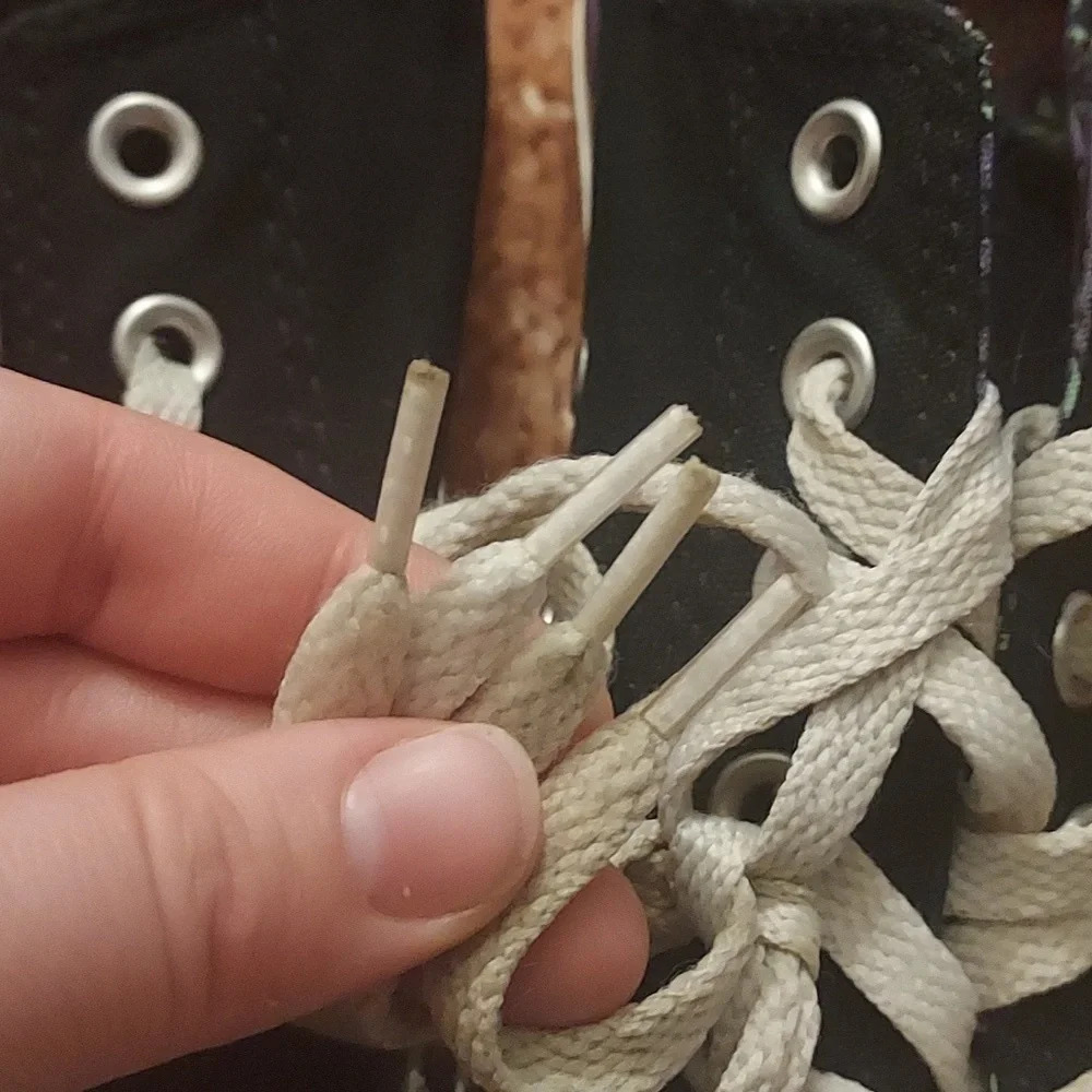 Black Low Top Converse - Picture 6 of 12